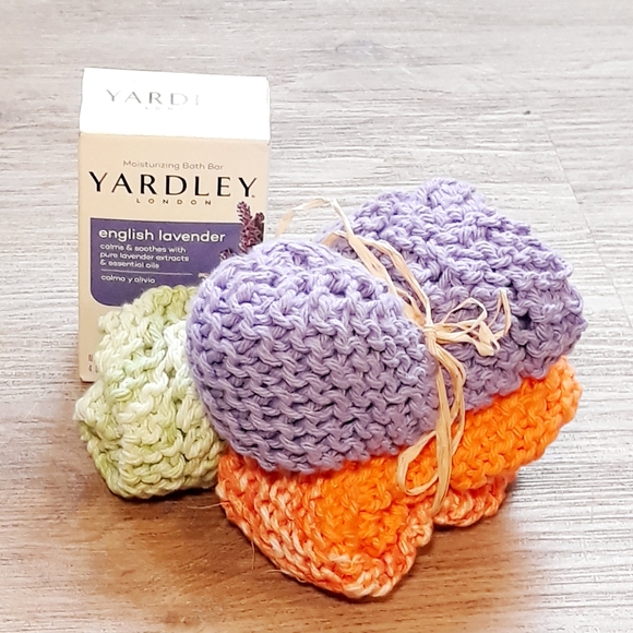 3 Handmade Crochet Washcloths + Lavender Bar Soap / 8" x 8" Soft Knit Cloth - Picture 13 of 13